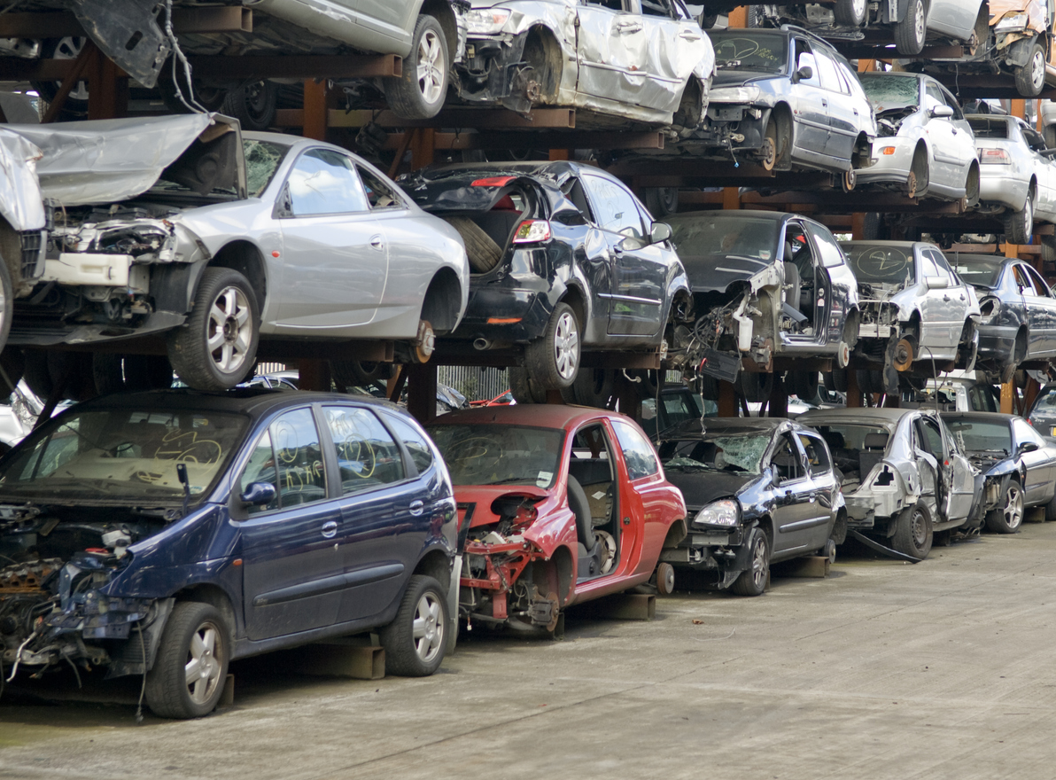 Totalschaden am Auto Was zahlt die Versicherung?